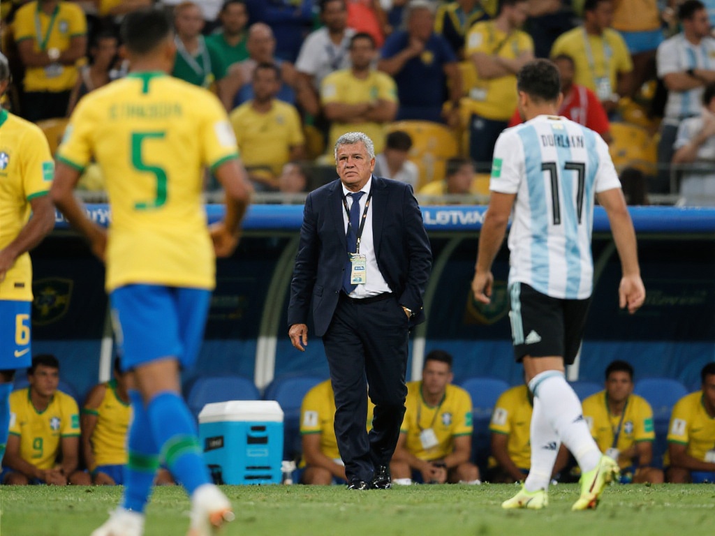 显得缺乏耐 显得缺乏耐